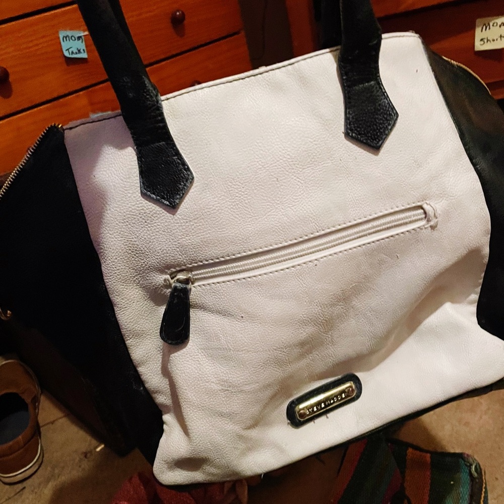 Black and white Steve Madden used bag purse